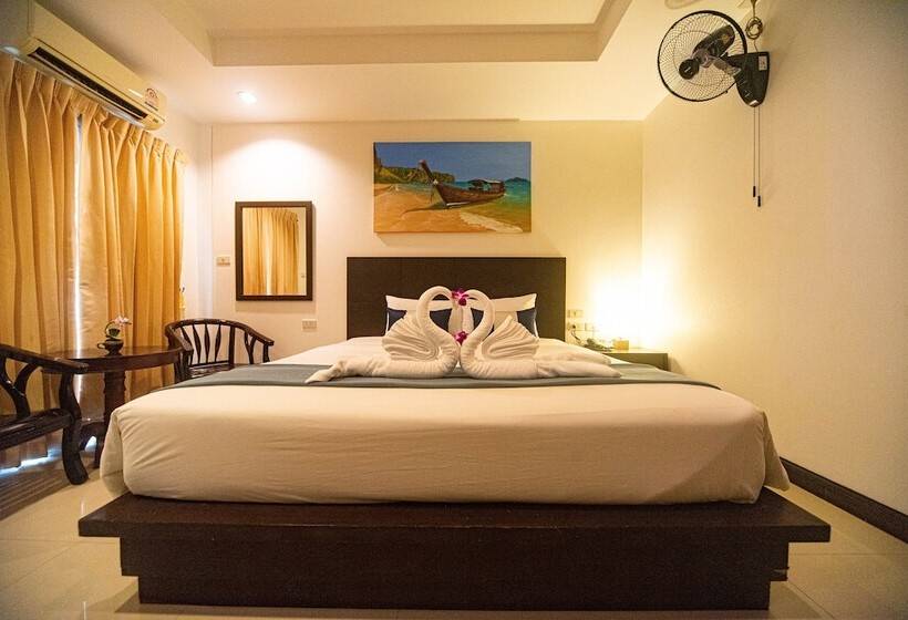 ホテル Q Victory Patong