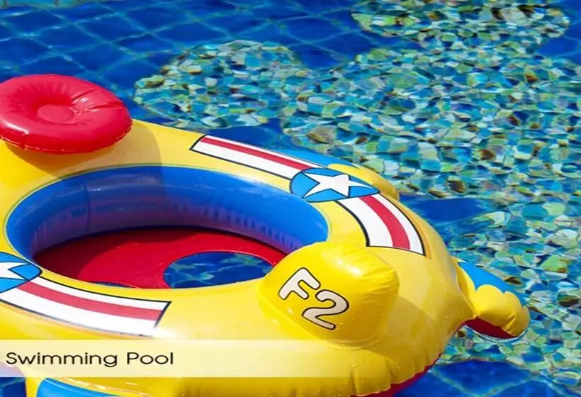 בית מלון כפרי Rawai Grand House  Sha Plus