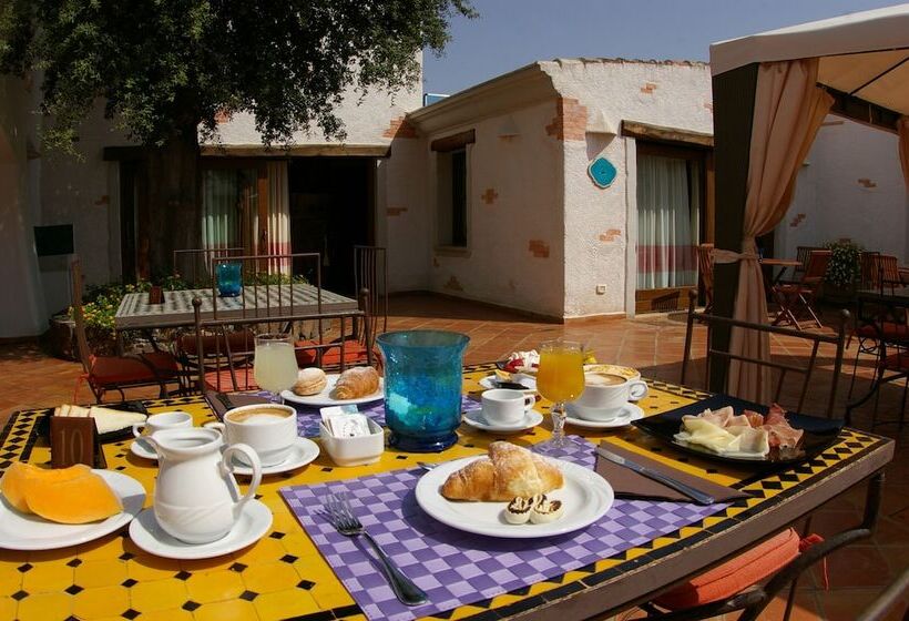 בית מלון כפרי Santa Maria Resort