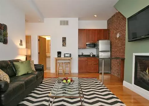 בית מלון כפרי The Boston Christopher