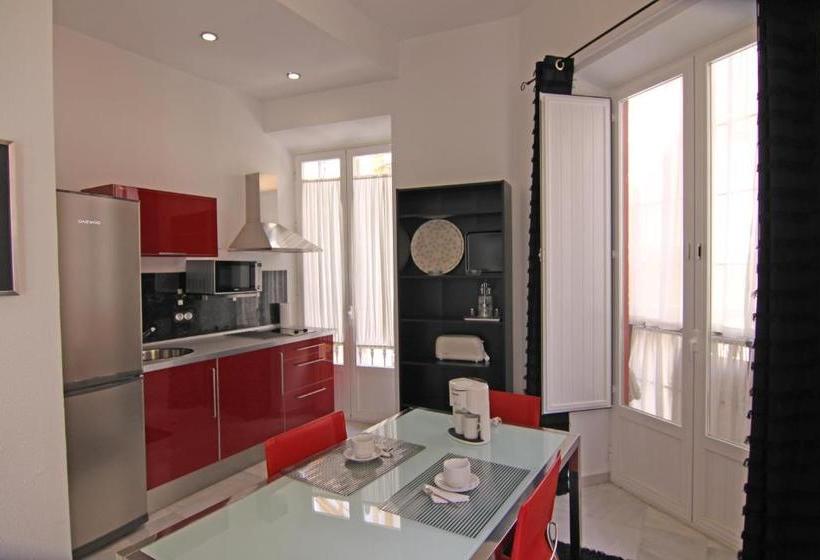 Living Sevilla Apartments Catedral
