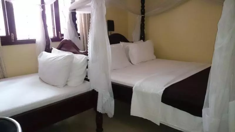 مُتل Transit Airport B&b