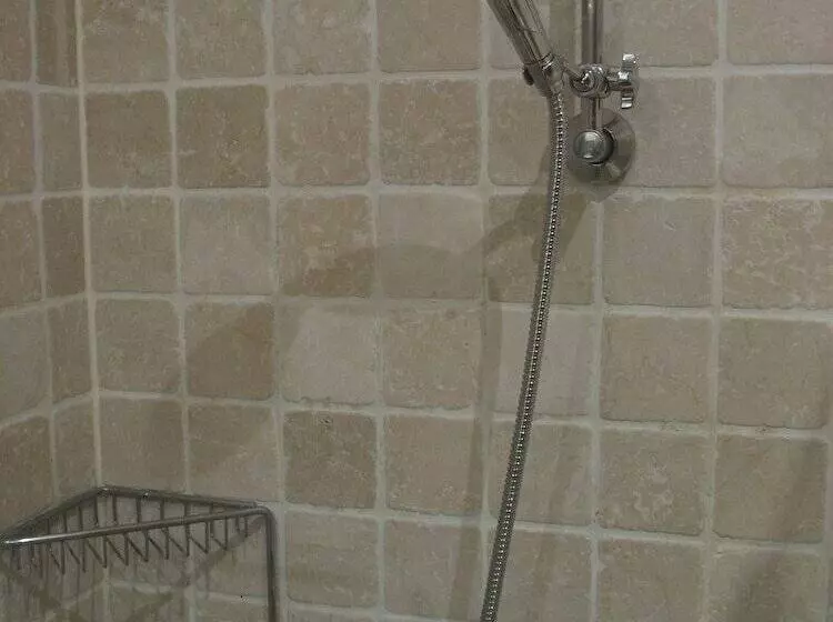 مُتل Transit Airport B&b