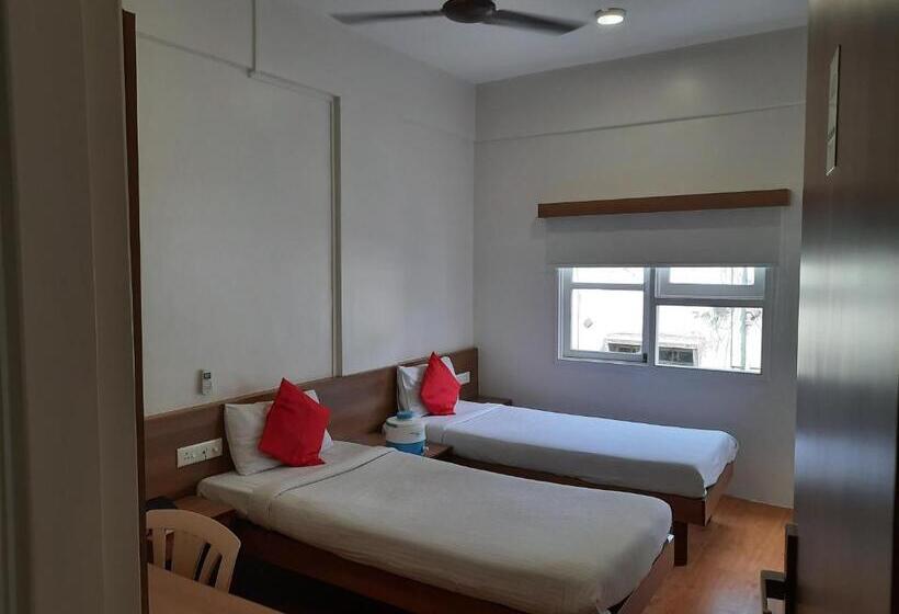 酒店 Bhooshan Sivajinagar