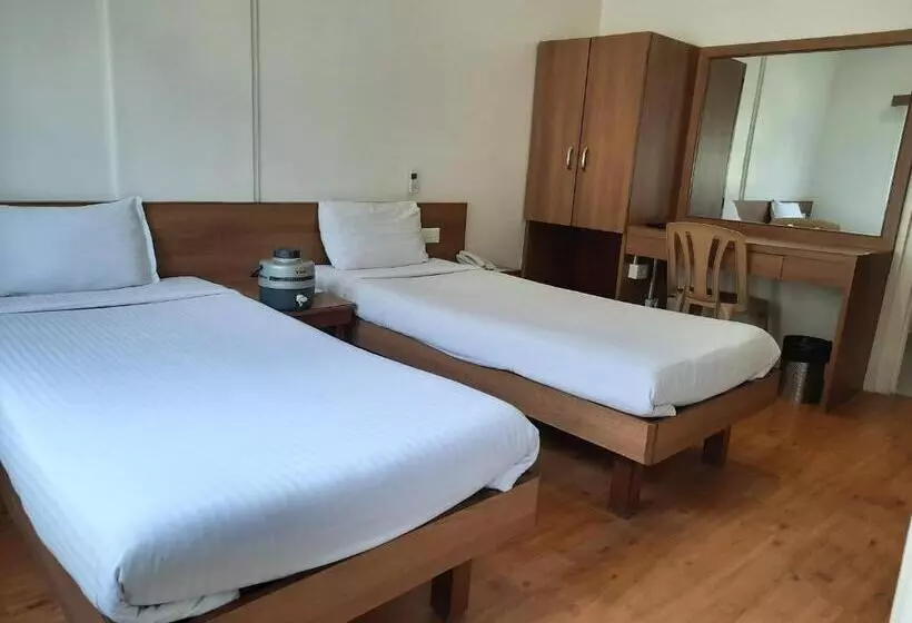 فندق Bhooshan Sivajinagar