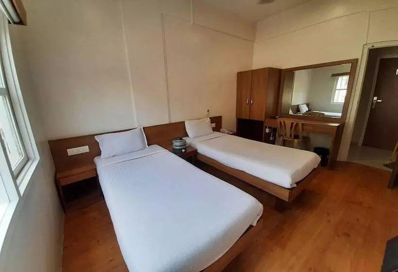 فندق Bhooshan Sivajinagar