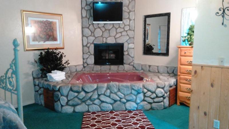 فندق Black Forest Lodge