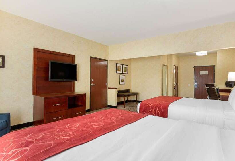 ホテル Comfort Suites Southfield Detroit
