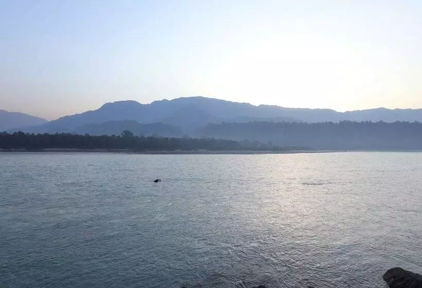 Отель Ganga Kinare  A Riverside Boutique Resort, Rishikesh