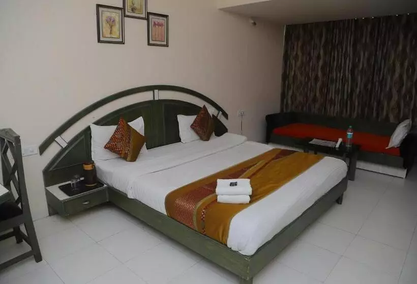 Отель Grand Tower