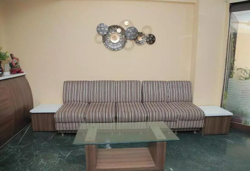 Отель Grand Tower