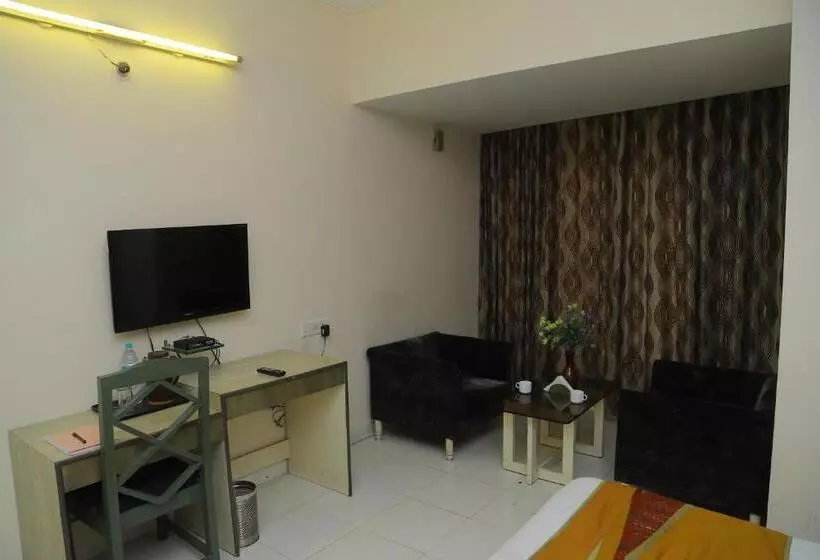 Отель Grand Tower