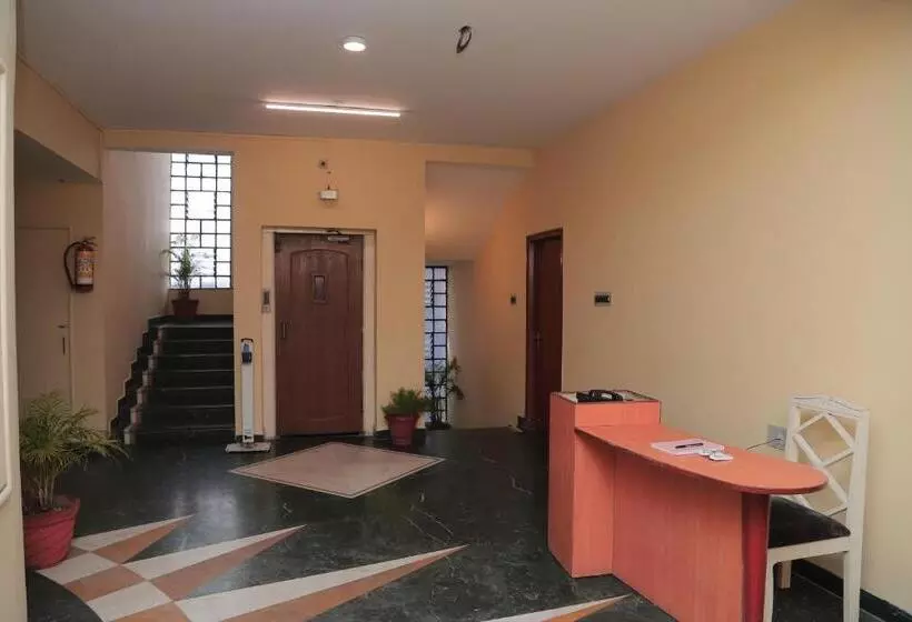 Отель Grand Tower