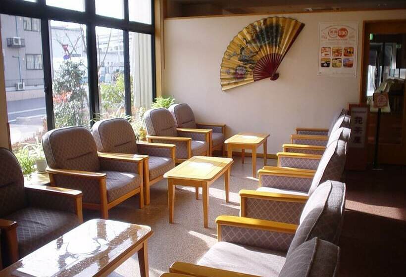 Отель Route Inn Shinshirakawa Eki Higashi