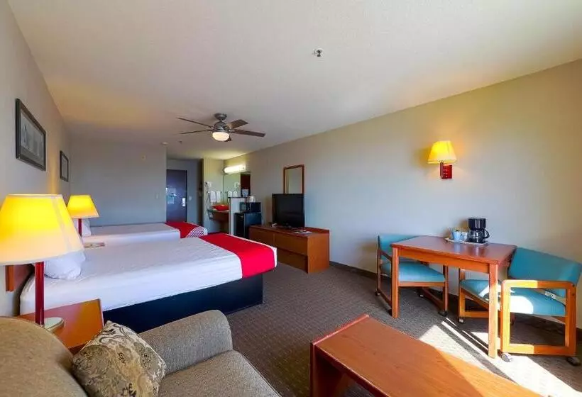 فندق Siletz Bay Lodge