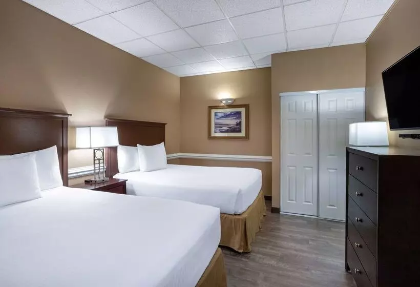 Отель Travelodge By Wyndham Lakeland