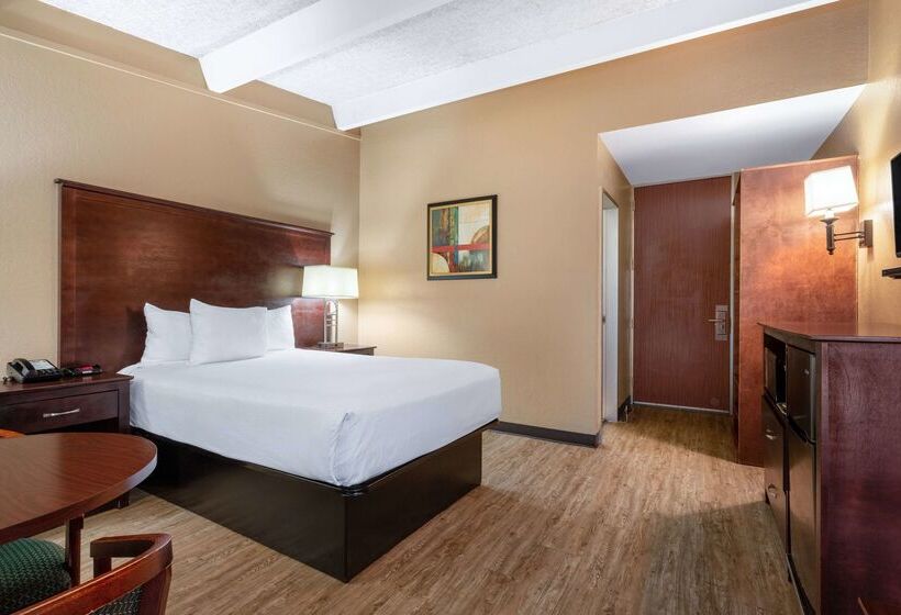 ホテル Travelodge By Wyndham Lakeland