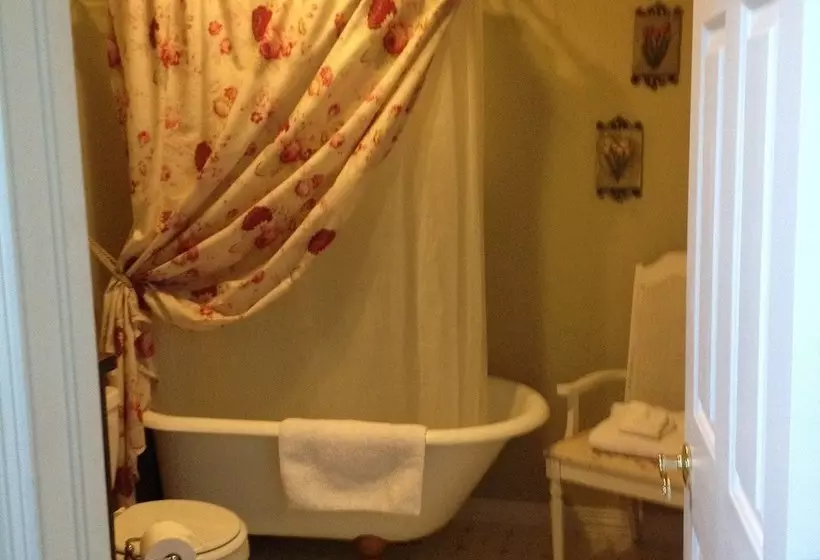 Miners Pick Bed And Breakfast