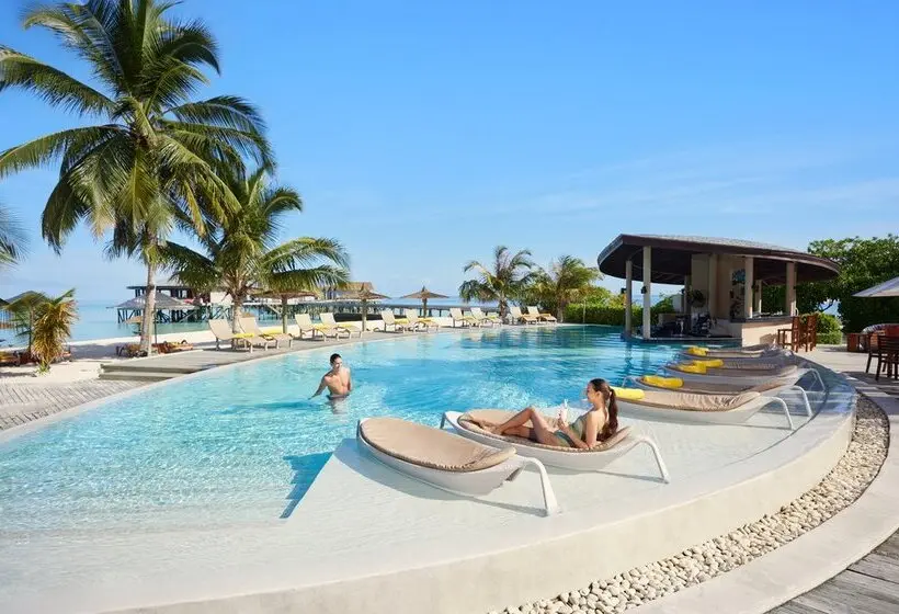 Centara Ras Fushi Resort & Spa Maldives
