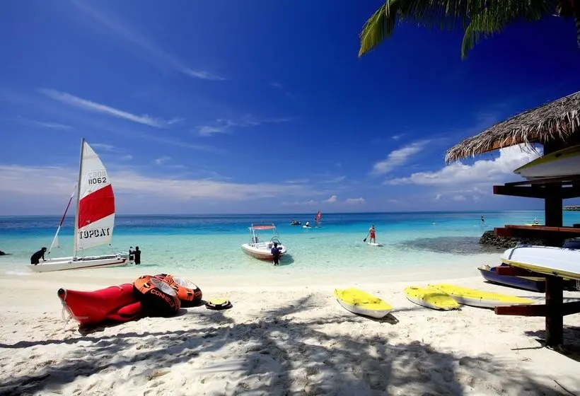 Centara Ras Fushi Resort & Spa Maldives