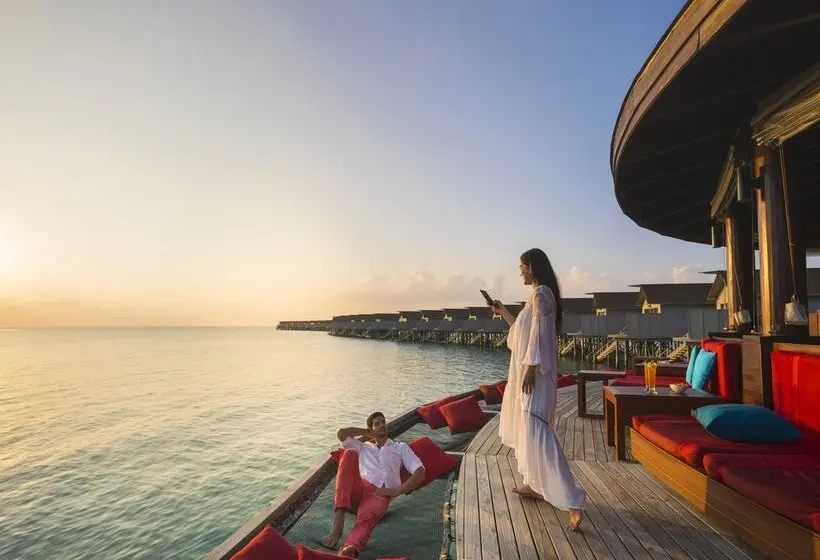 Centara Ras Fushi Resort & Spa Maldives