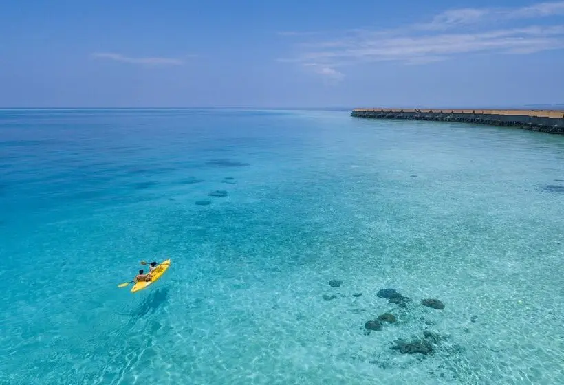 Centara Ras Fushi Resort & Spa Maldives