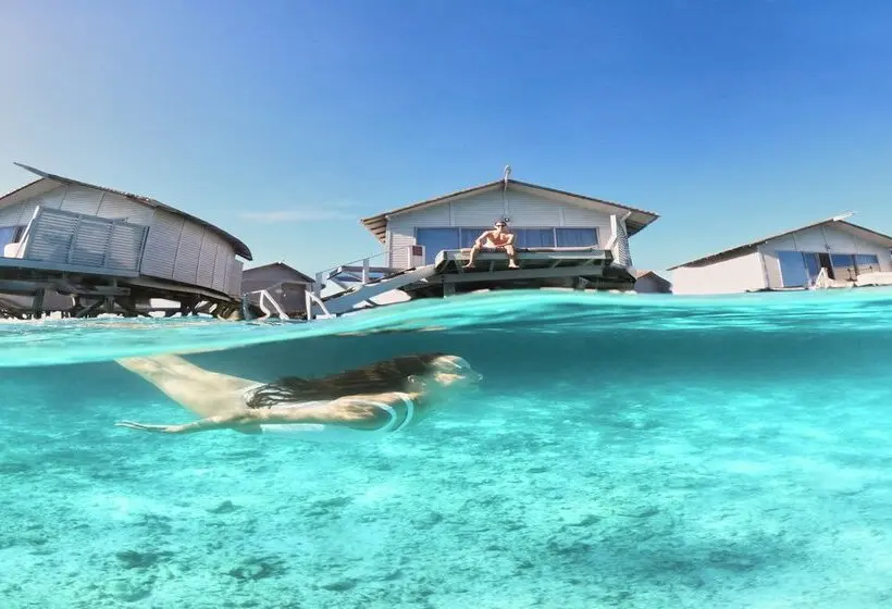 Centara Ras Fushi Resort & Spa Maldives