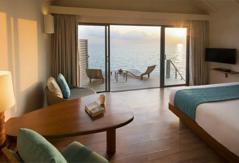 Centara Ras Fushi Resort & Spa Maldives