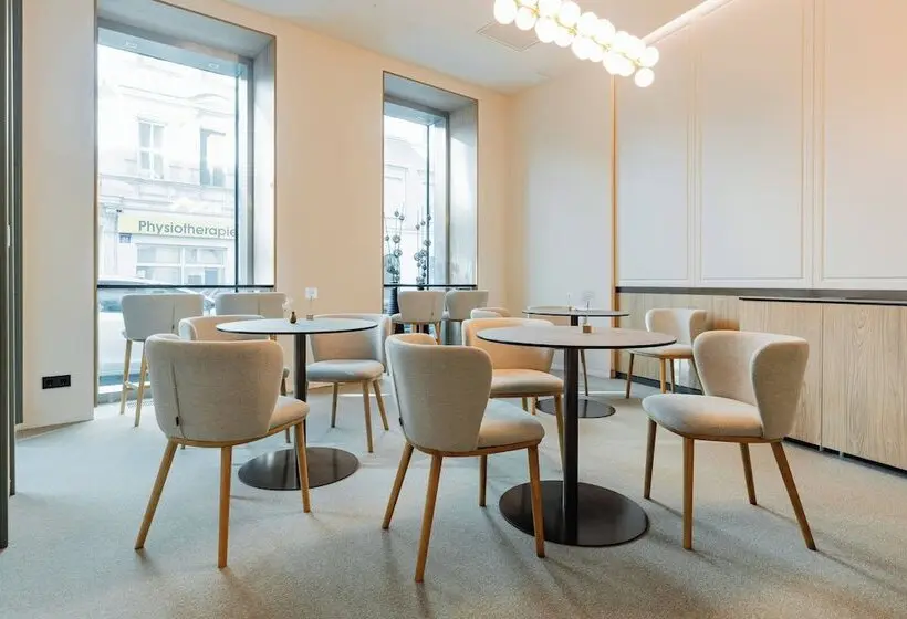 FortyPlusOne Hotel Vienna