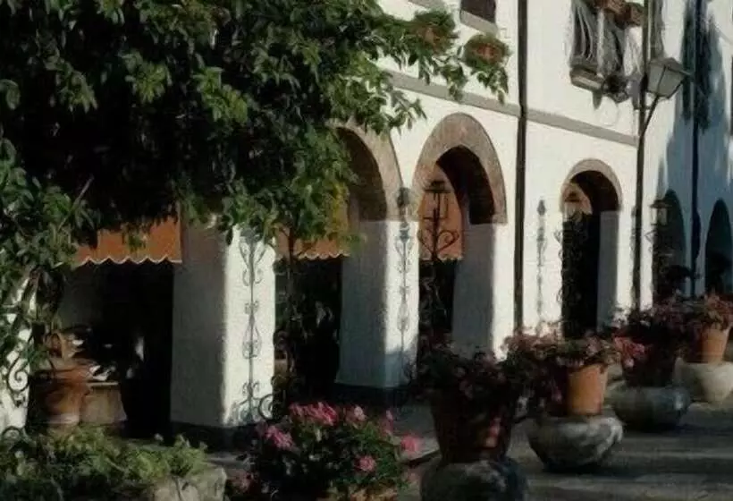 هتل Arnaldo Aquila D’oro