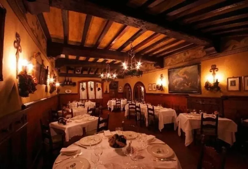 هتل Arnaldo Aquila D’oro