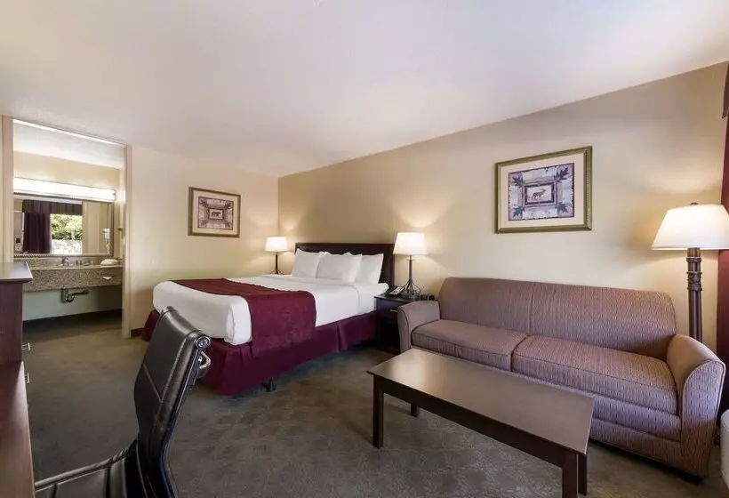 Отель Best Western Mountain Lodge At Banner Elk