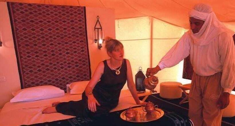 בית מלון כפרי Campement Yadis Ksar Ghilane