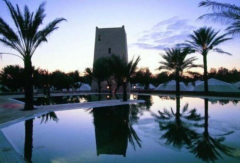 בית מלון כפרי Campement Yadis Ksar Ghilane