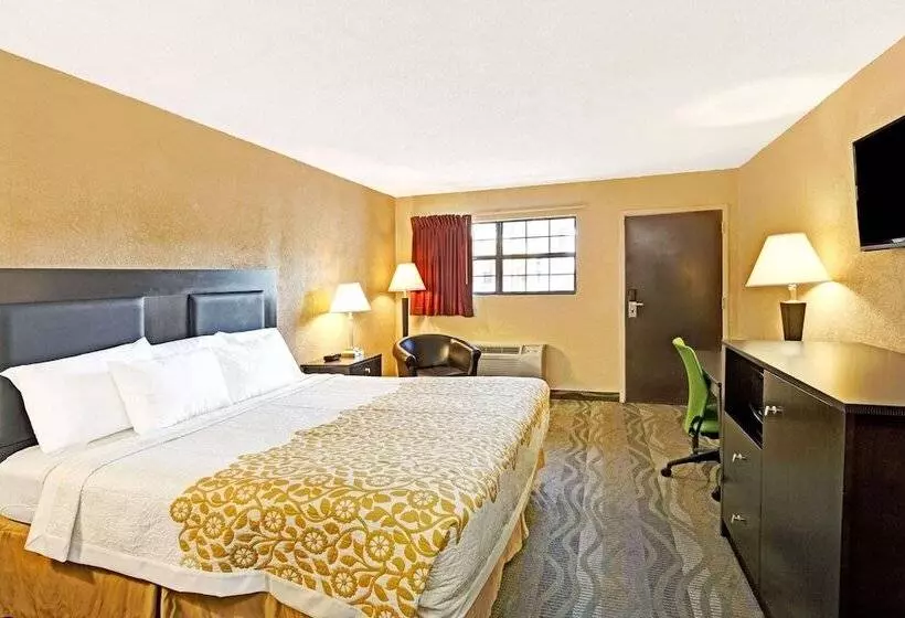 Отель Days Inn By Wyndham Cherokee Near Casino