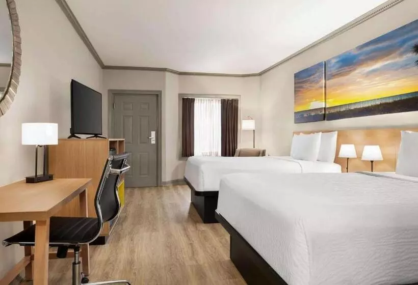 Hotelli Days Inn By Wyndham Kingsland Ga