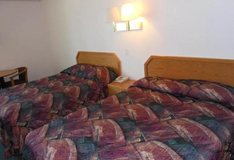 酒店 Economy Inn & Suites