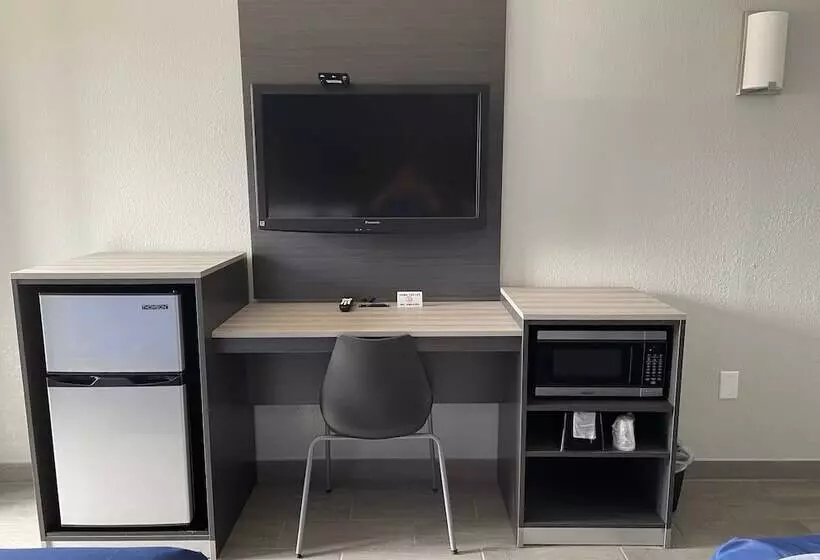 호텔 Executive Inn