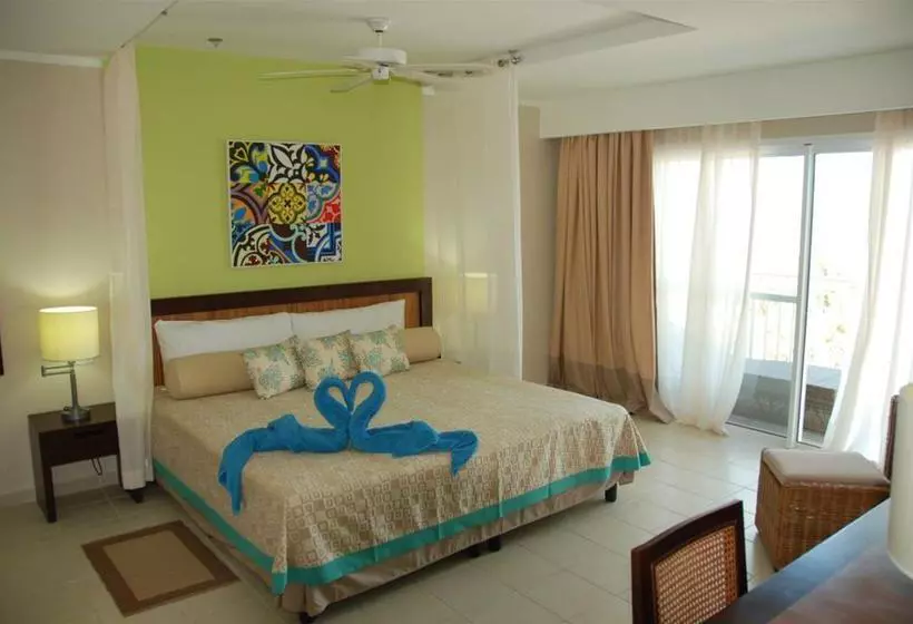 هتل Playa Cayo Santa Maria