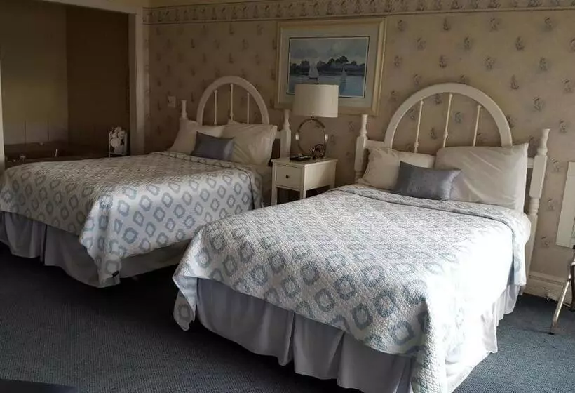 Hotelli Snug Harbor Inn