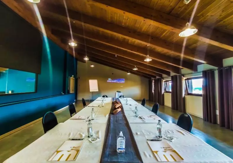 Hotel Spa Aguas De Los Mallos