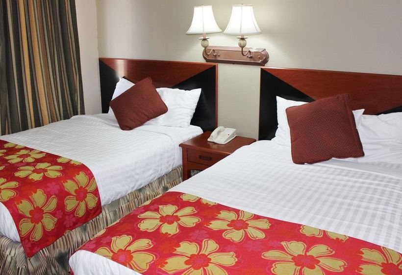 فندق Rodeway Inn & Suites