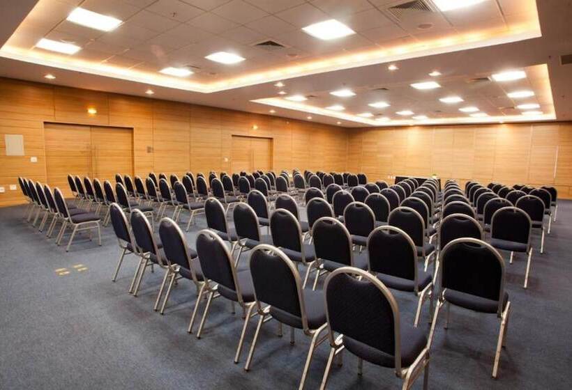 هتل Araucaria Plaza