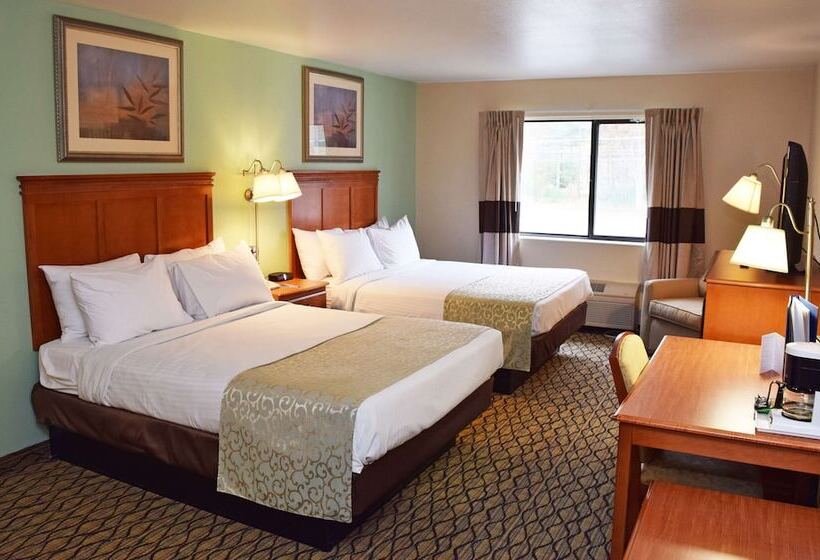 Beachfront Hotel Houghton Lake