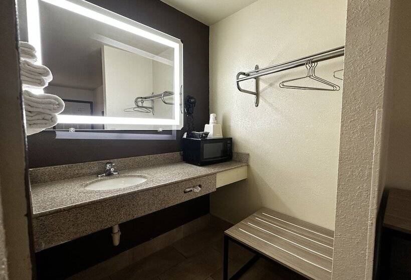 酒店 Budget Inn Nassawadox