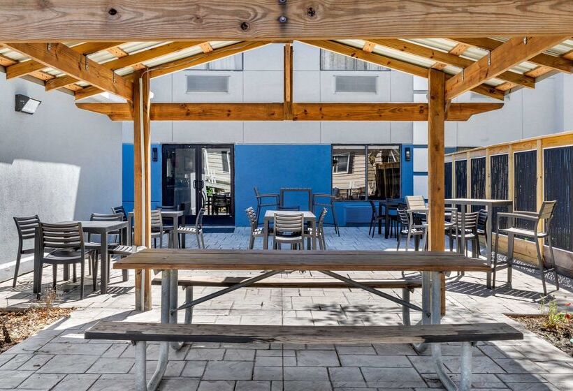 فندق Comfort Suites Southport  Oak Island