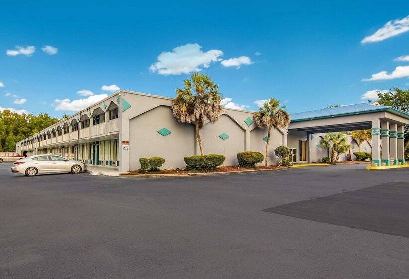 ホテル Econo Lodge