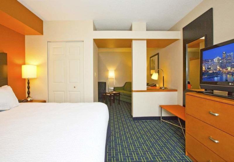 酒店 Fairfield Inn & Suites By Marriott Pittsburgh New Stanton