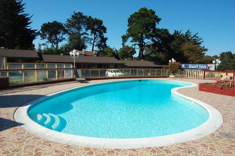 ホテル Monterey Surf Inn