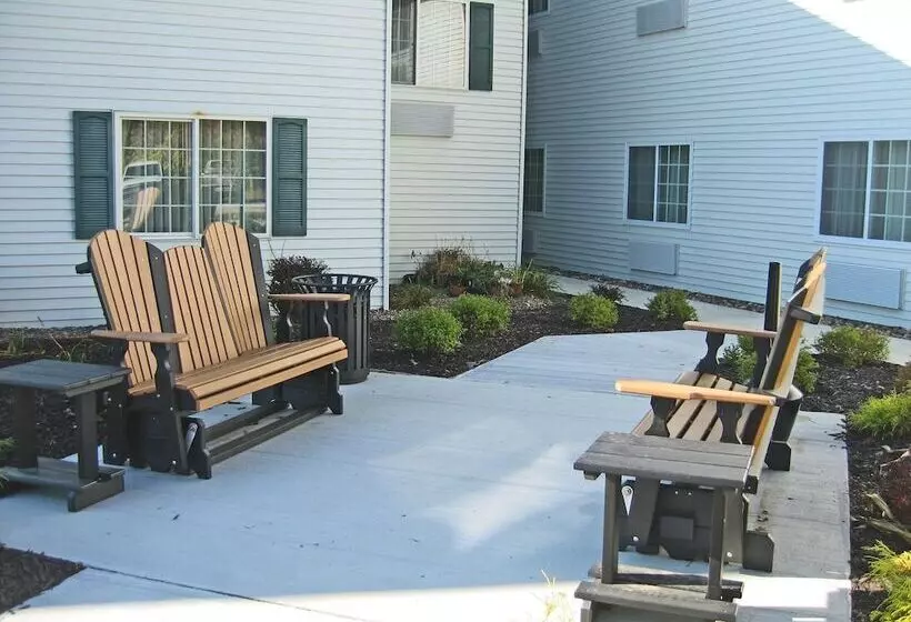 ホテル Savanna Inn & Suites